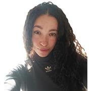 Graduada en Biología, con sólido conocimiento en la materia y con gran habilidad para transmitir conocimientos